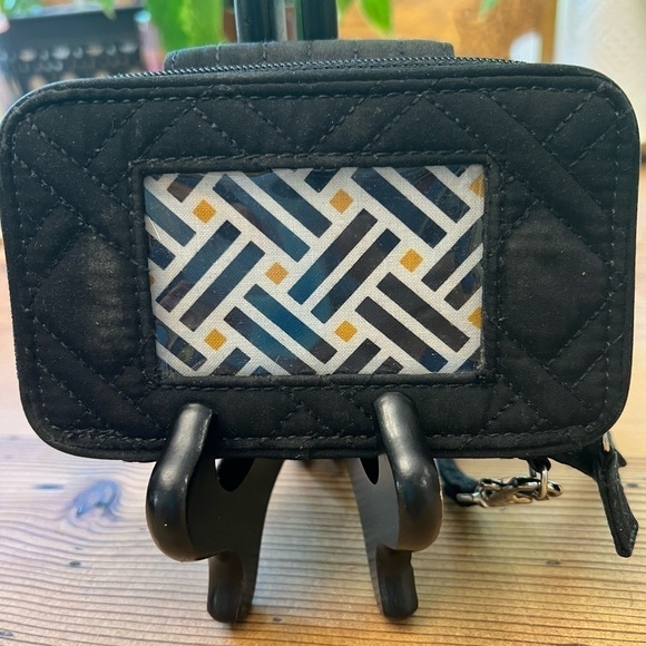 Vera Bradley Handbags - Vera Bradley Wristlet Quilted Zip
Visit Around Black Wallet